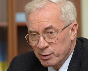 Азаров пригласил оппозицию на переговоры