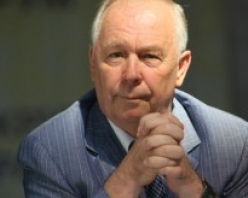 Новоизбранный спикер пообещал "услышать каждого"