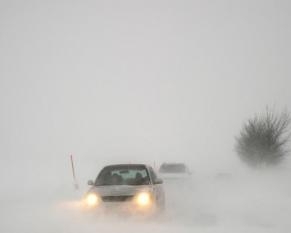 У пасажирів автобусу  Київ-Відень вже закінчилася їжа, вода і солярка,  автобус більше не обігрівається 