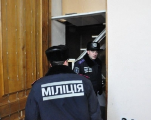 Людей під Гостинним двором побили офісні охоронці, у яких є дозволи і ліцензії - МВС