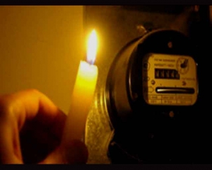В Крыму люди до сих пор сидят без света в 33-х населенных пунктах