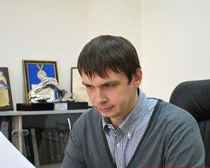Куніцин з Криму, тому і займає більш помірковану позицію щодо Митного союзу - експерт