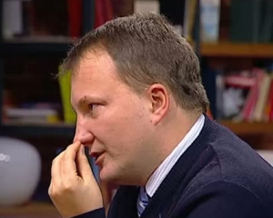 Через Партію регіонів в Україні розповсюдився "принцип мавпи" - політолог