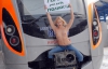 FEMEN закликали "ламати повністю" сумнозвісні потяги Hyundai