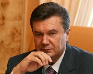 Янукович: Украинцы не ощущают мировой кризис, потому что цены в стране не повышают
