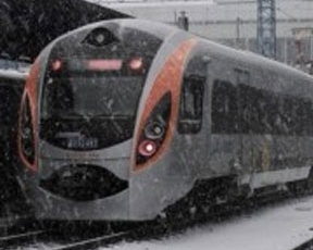 Невдоволені пасажири поїздів Hyundai готують колективний позив до Укрзалізниці