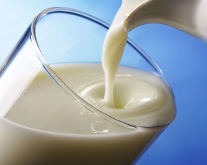 Молоко подорожает на 50-60 копеек, а масло упадет в цене