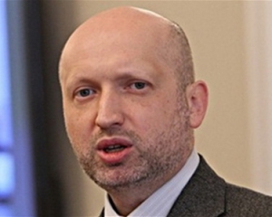 "Ще декілька подібних новацій, і не буде цього уряду" - Турчинов прогнозує перевибори