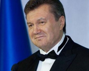 Янукович поздравил украинцев с Рождеством