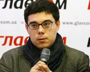 СБУ будет выполнять функции "бодигардов" для людей, которых назовет Янукович - эксперт