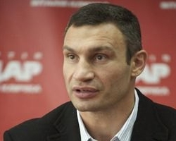Кличко не визначився, що йому дорожче - Рада чи бокс