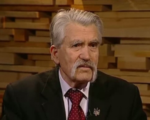 Влада Януковича робить усе, щоб задушити нашу мову — Лук'яненко