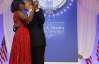 Барак Обама цілував свою дружину під час танцю на інавгураційному балу