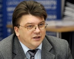 Эксперт объяснил, почему Украинt стоит продолжить сотрудничество с МВФ