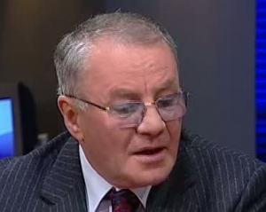 Яворівський пояснив, що робитиме опозиція, поки "регіонали" відпочивають на Канарах