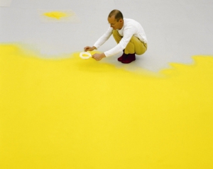 Немецкий художник 20 лет собирал пыльцу для инсталяции в музее