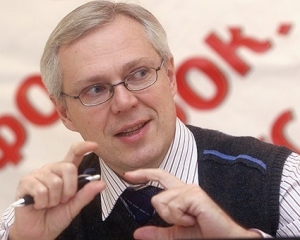 Якщо не перейти на гнучкий валютний курс, то Україні загрожує "білоруський сценарій" - ескперт