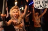 Активістки "FEMEN" роздяглися в німецькому кварталі борделів