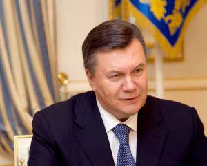 Янукович пригласил нового президента Чехии в Украину