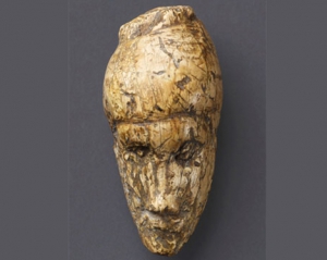 В Чехии найдена женская статуэтка из бивня мамонта возрастом 26 000 лет