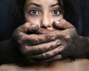 На Миколаївщині зґвалтували 14-річну дівчинку
