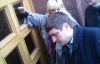 Двері в КМДА зачинили перед носом активістів