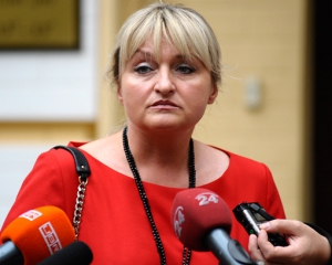 Представители &quot;регионалов&quot; предлагали Луценко попросить помилования - жена