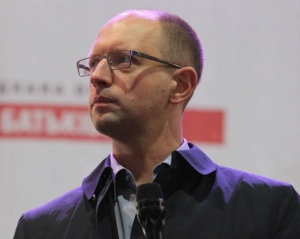Яценюк взяв курс на президентські вибори і вивезення Тимошенко за кордон