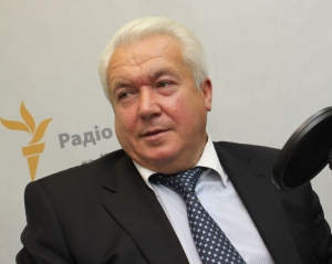 "Регионалы" за "тупыми" смс-ками увидели спецоперацию самой оппозиции