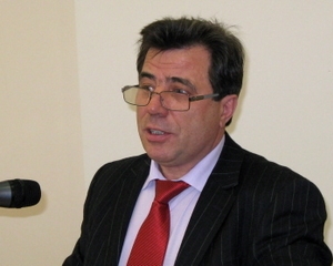 Янукович уволил главу Укргосреестра