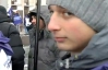 У Донецьку школярі за шоколадку протестували проти невигідного Путіну газу
