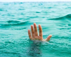 Житель Рівненської області втопився неподалік від дому