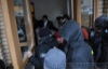 Активисты оппозиционных сил ворвались в здание Киевсовета