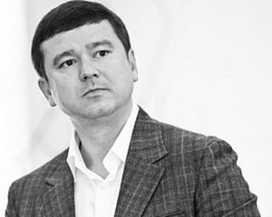 ВАСУ лишил депутатских полномочий Балогу и Домбровского