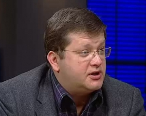 Арьев рассказал, как Левочкин едва спасся от изгнания из Администрации Януковича