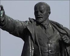 В Херсоне кто-то разрушил памятник Ленину