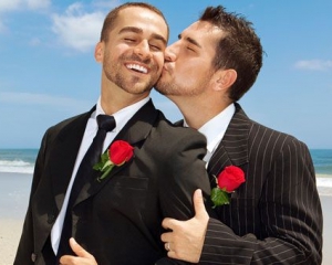 Нижня палата французького парламенту ухвалила одностатеві шлюби