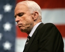 Конгресс США рассмотрит санкции против украинских чиновников - Маккейн