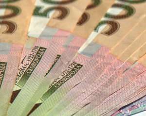 У НБУ запевнили, що українці все більше грошей віддають банкам