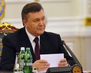 Янукович не исключает возможности референдума по изменениям в Конституцию