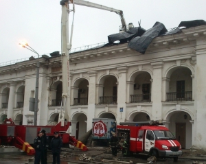 На горищі Гостинного двору знайшли незаконно встановлені сауну та хімлабораторію