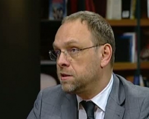Власенко назвав головну причину ізоляції Тимошенко 