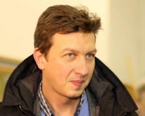 Олесь Доній за ніч чергування з "ударівцями" в Раді прочитав книгу