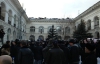 Міліція намагається затримати "свободівця" Левченка у Гостинному дворі - Бригинець