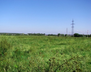 З початку року українці не змогли зареєструвати жодного договору оренди землі