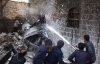 В Йемене военный самолет упал на жилой дом