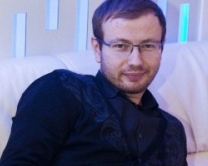 "Зарплата депутата это как пол-песни спеть" - Денис Повалий