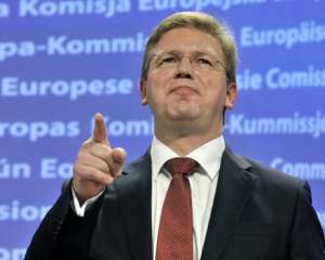 Фюле приветствует принятие Радой заявления о евростремлениях Киева
