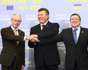 Януковичу в Брюсселе сказали, что без прогресса в делах Тимошенко и Луценко Соглашения не будет
