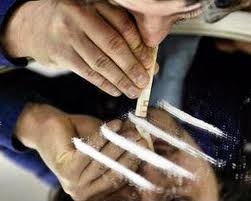 Британським студентам заплатять за вживання кокаїну